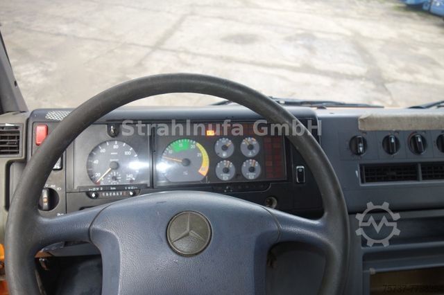 Driezijdige kipper bestelwagen MERCEDES-BENZ 814 DK Vario Dreiseitenkipper