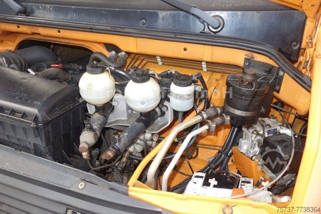 Driezijdige kipper bestelwagen MERCEDES-BENZ 814 DK Vario Dreiseitenkipper