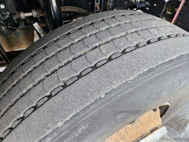 Tre-sidet tipbil MAN 26.440 FK 6x4