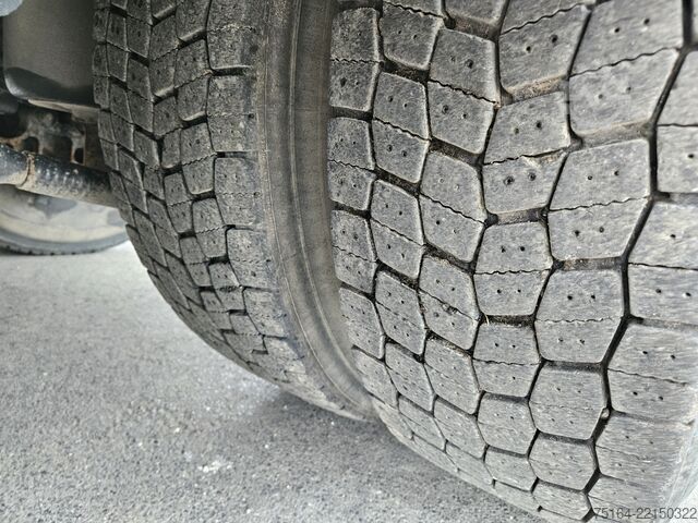 Tre-sidet tipbil MAN 26.440 FK 6x4