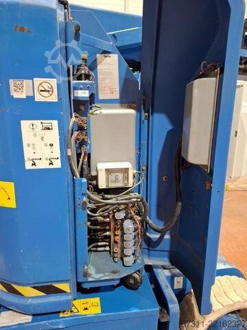 Piattaforma di lavoro telescopica articolata Genie Z-30/20N RJ