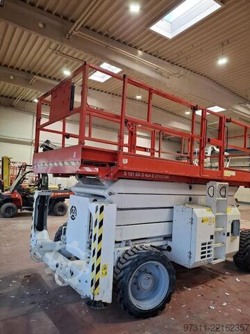 Pont élévateur à ciseaux Genie GS-4390 RT