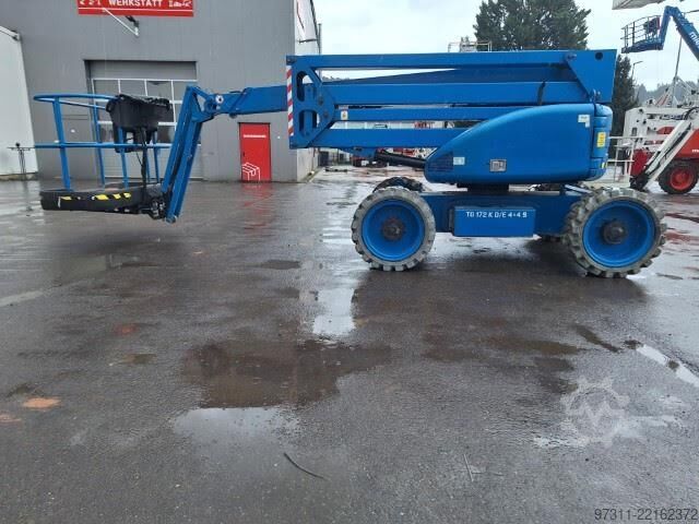 Piattaforma di lavoro telescopica articolata Niftylift HR17 HYBRID 4X4