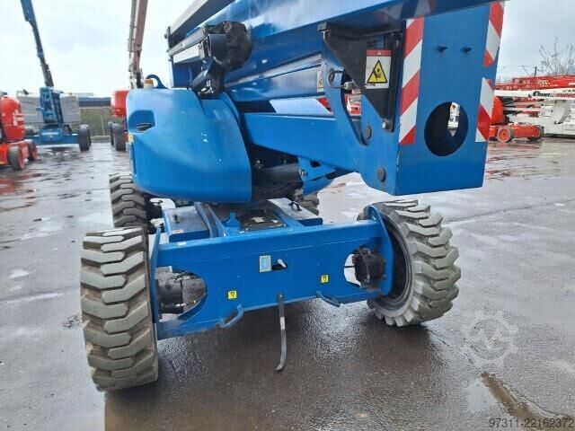 Piattaforma di lavoro telescopica articolata Niftylift HR17 HYBRID 4X4