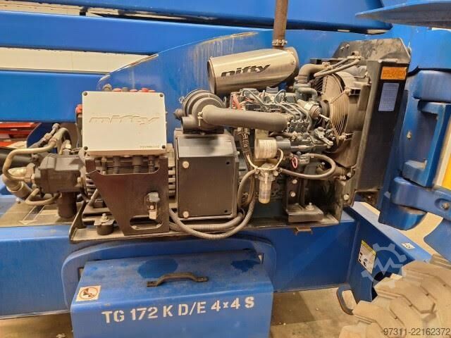 Piattaforma di lavoro telescopica articolata Niftylift HR17 HYBRID 4X4