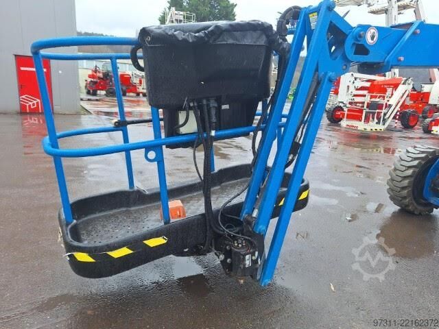 Piattaforma di lavoro telescopica articolata Niftylift HR17 HYBRID 4X4