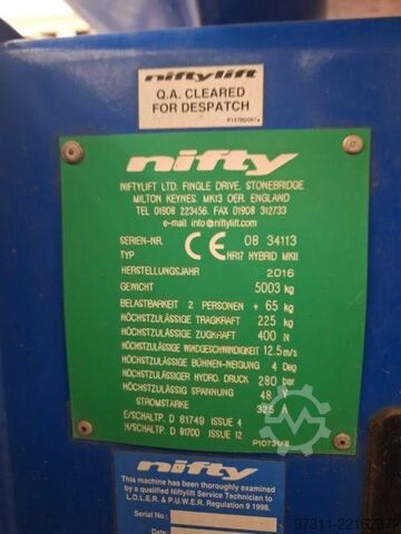 Piattaforma di lavoro telescopica articolata Niftylift HR17 HYBRID 4X4