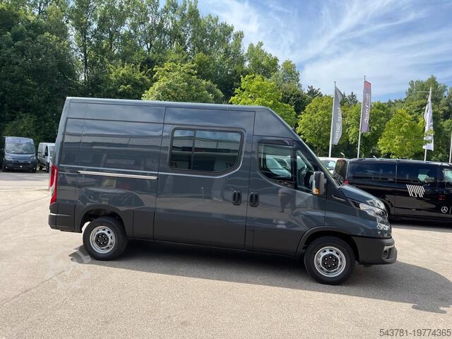 Κλειστό βαν IVECO Daily 35S16AB V Automatik 3,5T AHK Navi RüKa