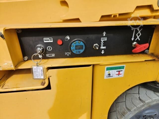 Elevador de tesoura Haulotte COMPACT 10