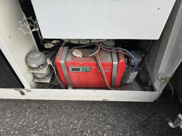 Elevador de tesoura Holland Lift N-165EL12