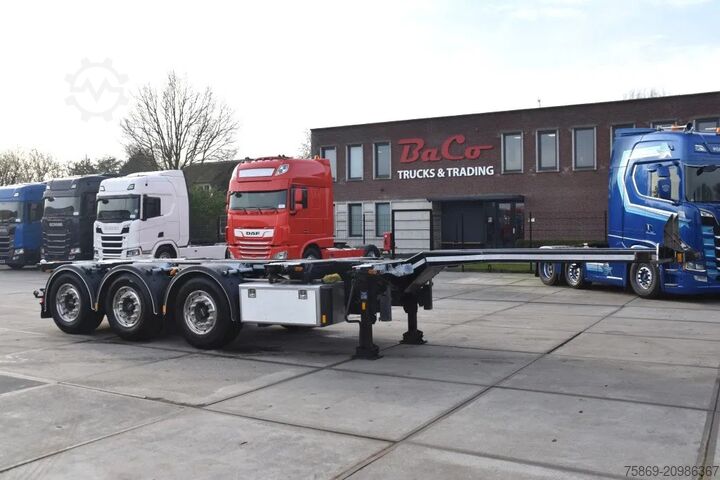 Containertransport D-TEC FLEXITRAILER - ADR FL - ALL CONNECTIONS - LIFT ...