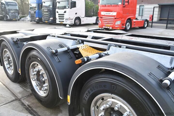 Containertransport D-TEC FLEXITRAILER - ADR FL - ALL CONNECTIONS - LIFT ...