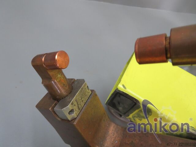 Robothegesztő fogó + szegecselőgép Nimak Tucker Kombination MF180 + C-Bügel