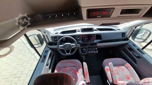 Minibuss MAN TGE 22 Sitze GSR2 COC Lagerfahrzeug Stock