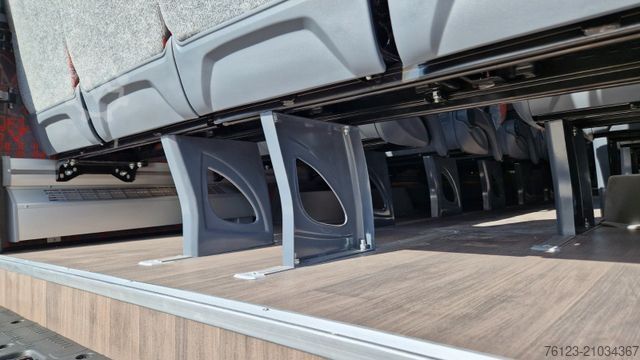 Minibuss MAN TGE 22 Sitze GSR2 COC Lagerfahrzeug Stock