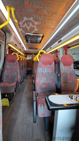 Minibuss MAN TGE 22 Sitze GSR2 COC Lagerfahrzeug Stock