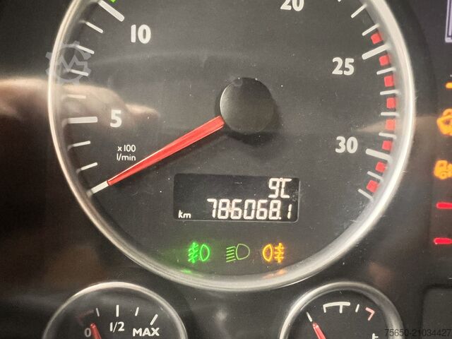 Lastbil med flak MAN Truck & Bus TGA08  TGS 26.440 6 x 4 BL mit Kran PK53002