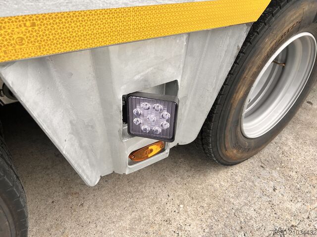 Låglastarsläpvagn Möslein ST 3  3 Achs Satteltieflader neu