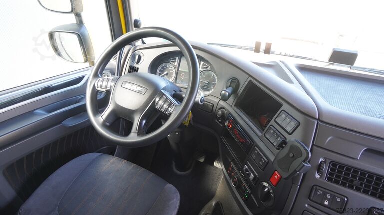 Standaard-SZM DAF XF 450 SSC tractor unit