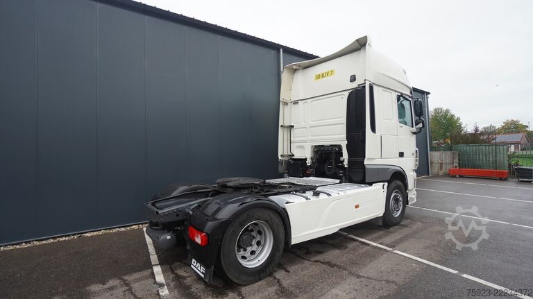 Standaard-SZM DAF XF 460 SSC tractor unit