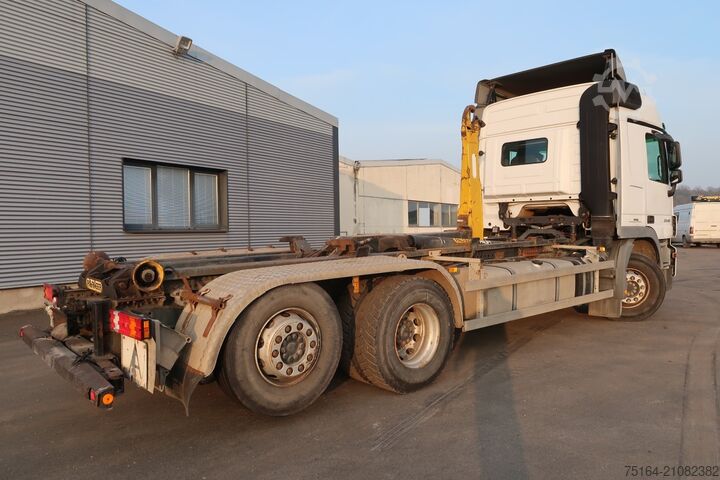 Abrollkipper Mercedes-Benz 2546 L 6x2 Nachlauflenkachse