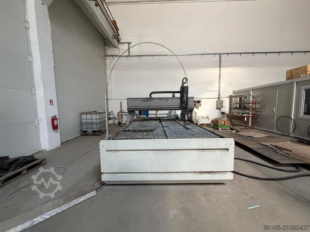 Su jeti kesme makinesi CMS Smartline 2040