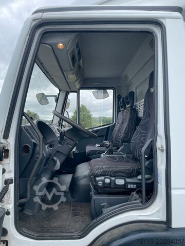 Skříňová dodávka IVECO Eurocargo 80E19 Koffer/LBW 1.Hand