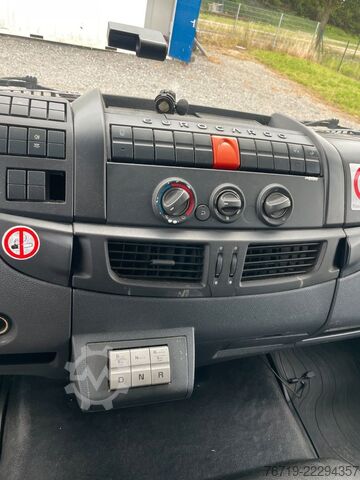 Skříňová dodávka IVECO Eurocargo 80E19 Koffer/LBW 1.Hand
