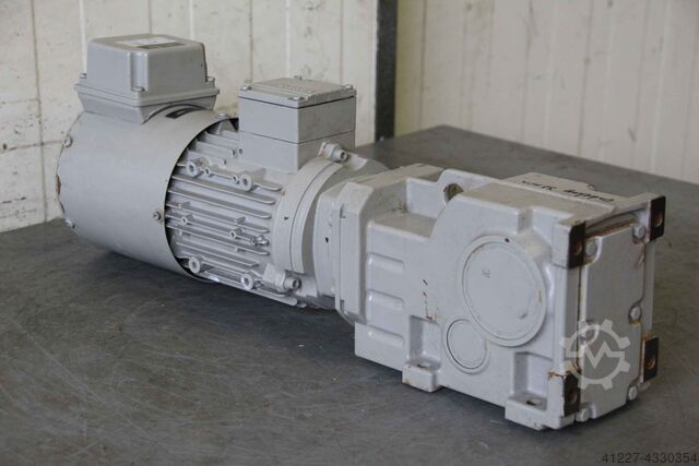 Getriebemotor 0,55 kW 35 U/min Siemens 1LA70804AA19-Z