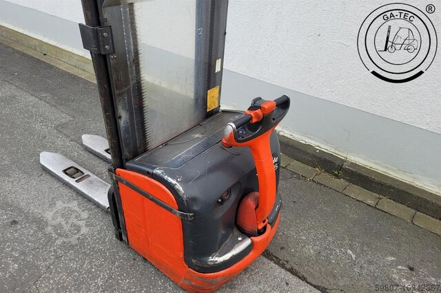 Pallet stacker Linde L16