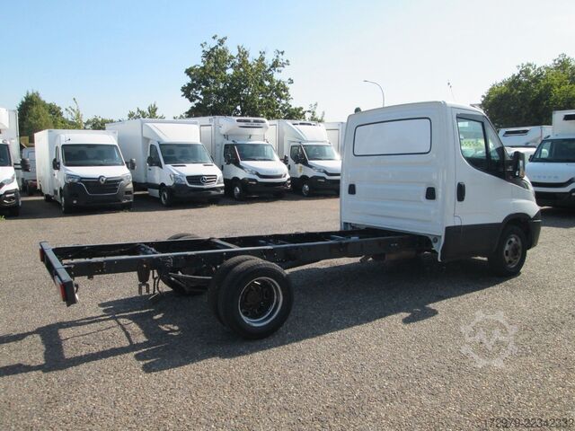 Châssis de fourgon IVECO 35 C13*Maxi-Fahrgestell*Klima*