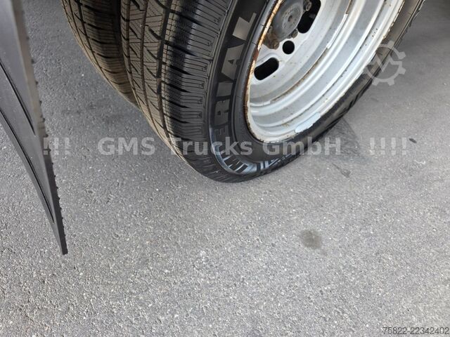 Ponyvával szerelt furgon MERCEDES-BENZ Sprinter 516 / 4,3m Plane / E5 / Klima