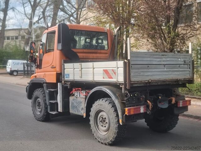 Furgone ribaltabile UNIMOG U 300  / Allrad / 4X4 / Kipper / WENIG KM