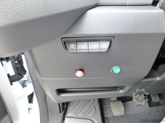 Refrigerator body van RENAULT NEW Master 2025 Kühlkoffer LBW Xarios 300 Premiu