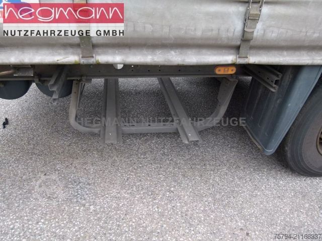 Auflieger mit Pritsche & Plane SCHMITZ CARGOBULL SCS 24/L-13.62 CEB, LASI, Lift.,  Coilwanne, DE