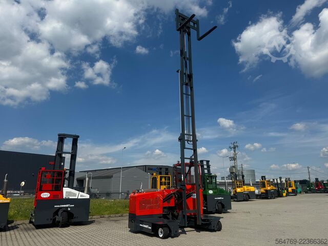 Vierwegvorkheftruck Combilift C3000GST / LPG /Triplex 8300 mm/Perfect