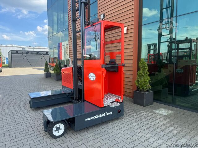 Vierwegvorkheftruck Combilift C3000GST / LPG /Triplex 8300 mm/Perfect