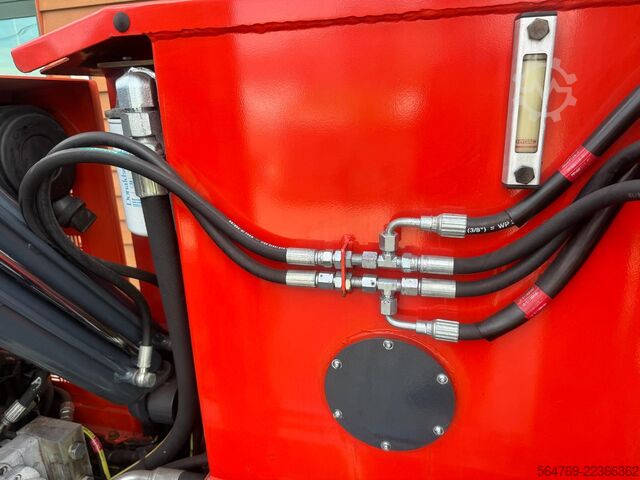 Vierwegvorkheftruck Combilift C3000GST / LPG /Triplex 8300 mm/Perfect