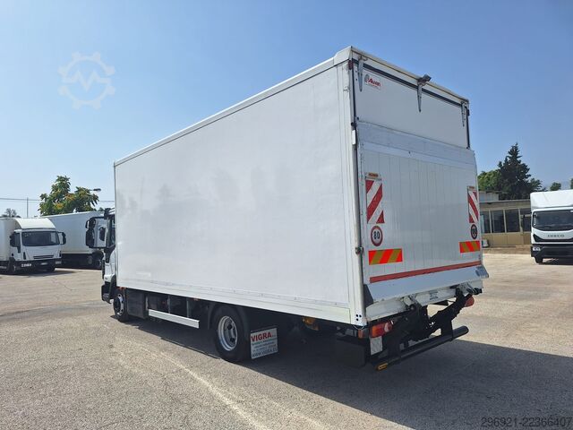 BESTELWAGEN IN MULTIPLEX MET LAADKLEP Iveco Eurocargo ML75E19P