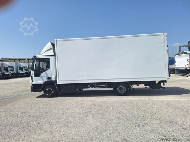BESTELWAGEN IN MULTIPLEX MET LAADKLEP Iveco Eurocargo ML75E19P