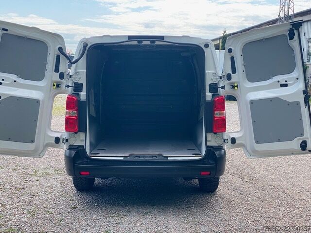 Wysoki i długi furgon FIAT Scudo L3 Aut. Carplay. Navi. Klima. PDC