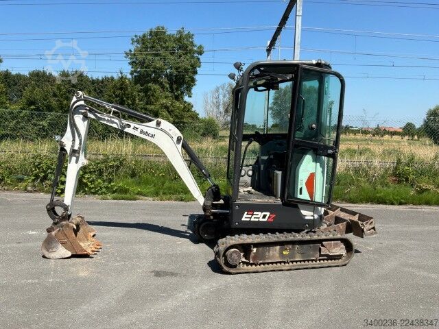 Miniescavatore Bobcat E20Z