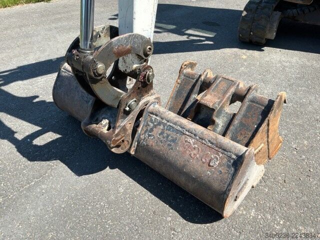 Miniescavatore Bobcat E20Z