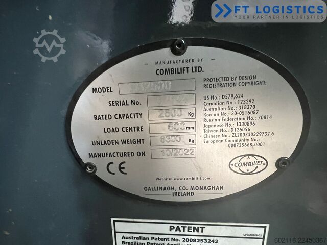 4-vejs gaffeltruck Combilift CB2500 GAS TRIPLEX 4900 FREE-LIFT CABIN