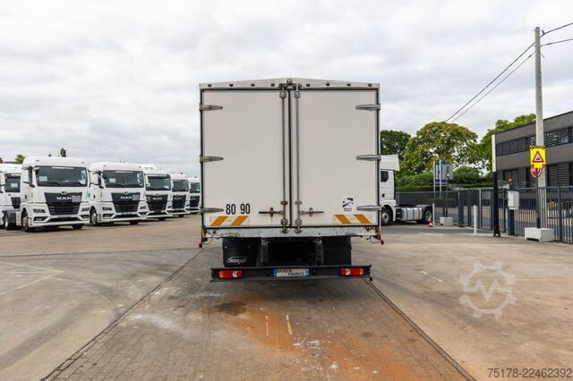  RENAULT D16.240 DXI