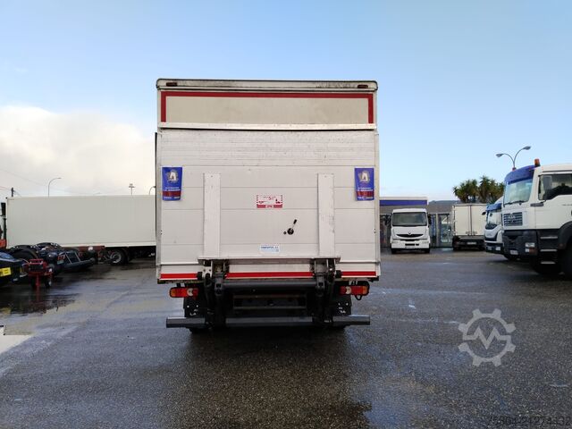 Camión caja Iveco ML160E28