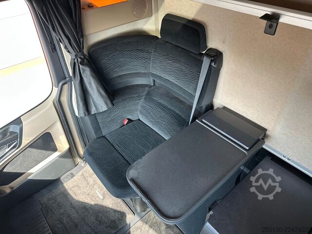 Standard dragbil MERCEDES-BENZ Actros 1851 GigaSpace 4x2 BL / MIRROR /RETARDER/