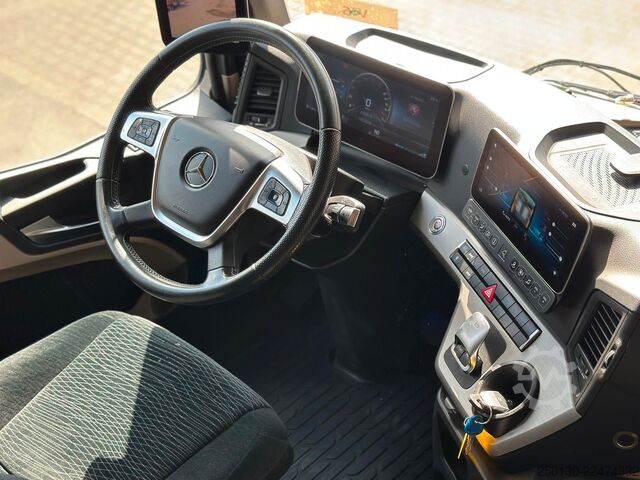 Standard dragbil MERCEDES-BENZ Actros 1851 GigaSpace 4x2 BL / MIRROR /RETARDER/
