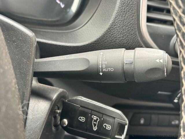 Skåpbil PEUGEOT Expert Kasten Premium L3