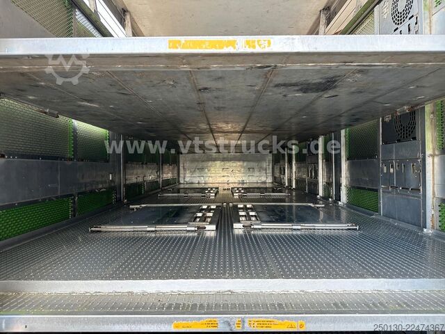 Szarvasmarha-szállító teherautó MAN TGX 26.440 6x2 3.Stock Cuppers, Lenk-/Lift